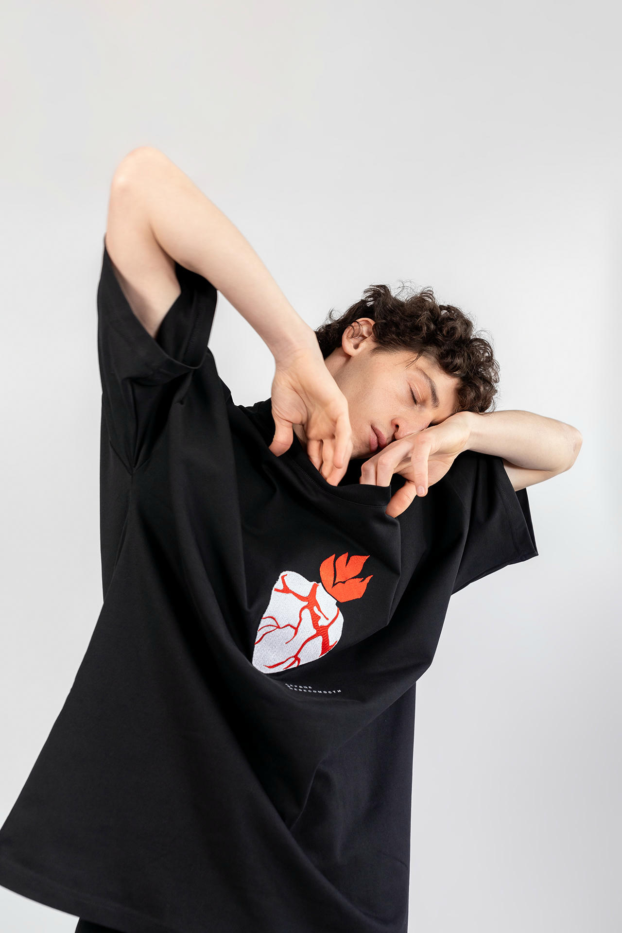 Футболка Сердце в невесомости