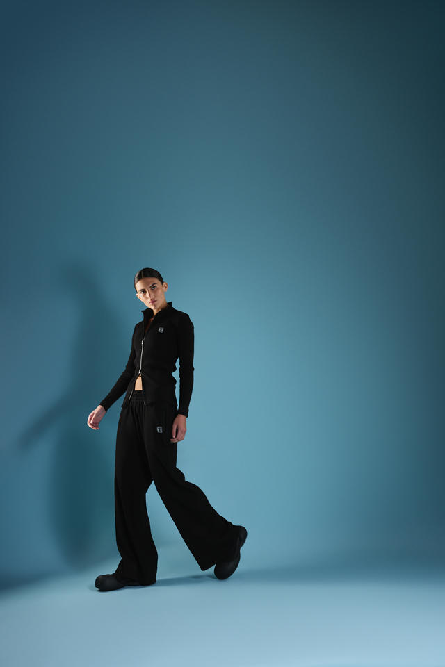 Свитшот Doggy slim zip | ZNWR