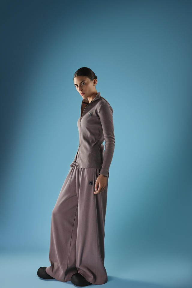 Свитшот Doggy slim zip | ZNWR