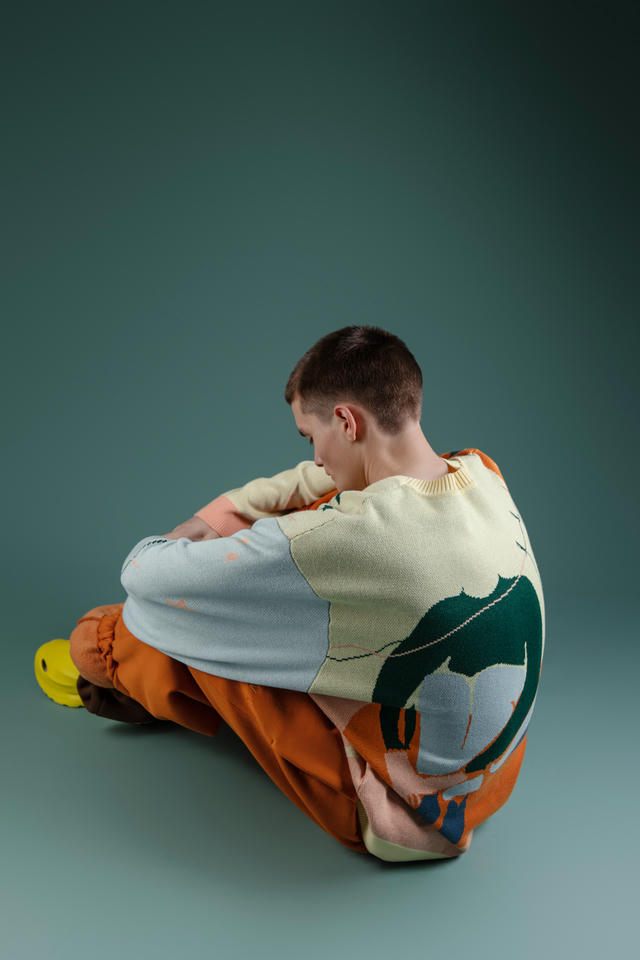 Свитер Вселенское одиночество | ZNWR