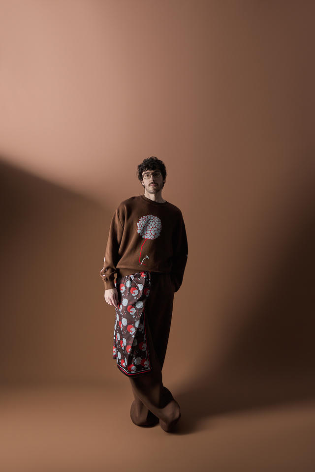 Свитер Гортензия и гвоздь | ZNWR