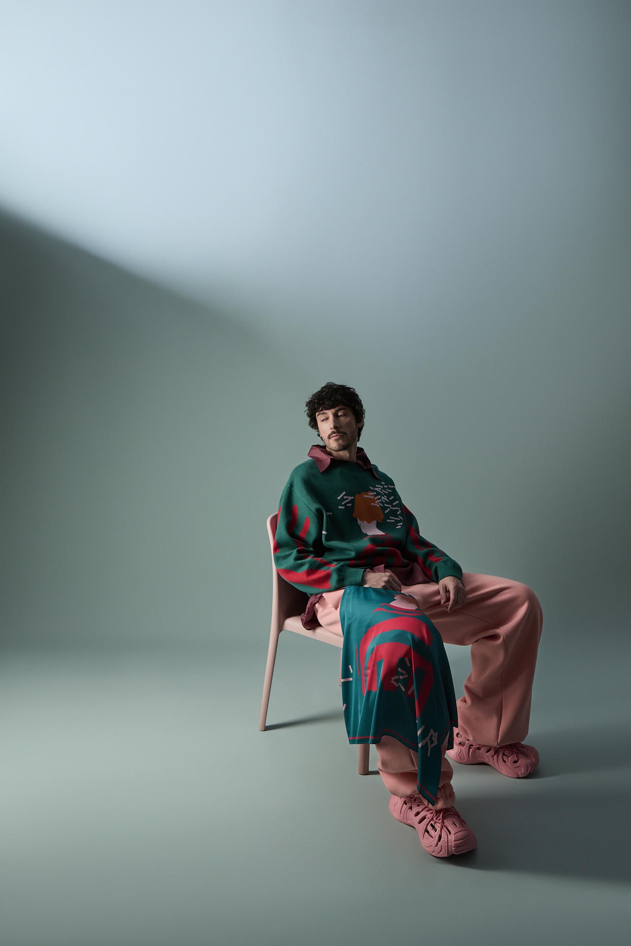 Свитер Человек и мысли