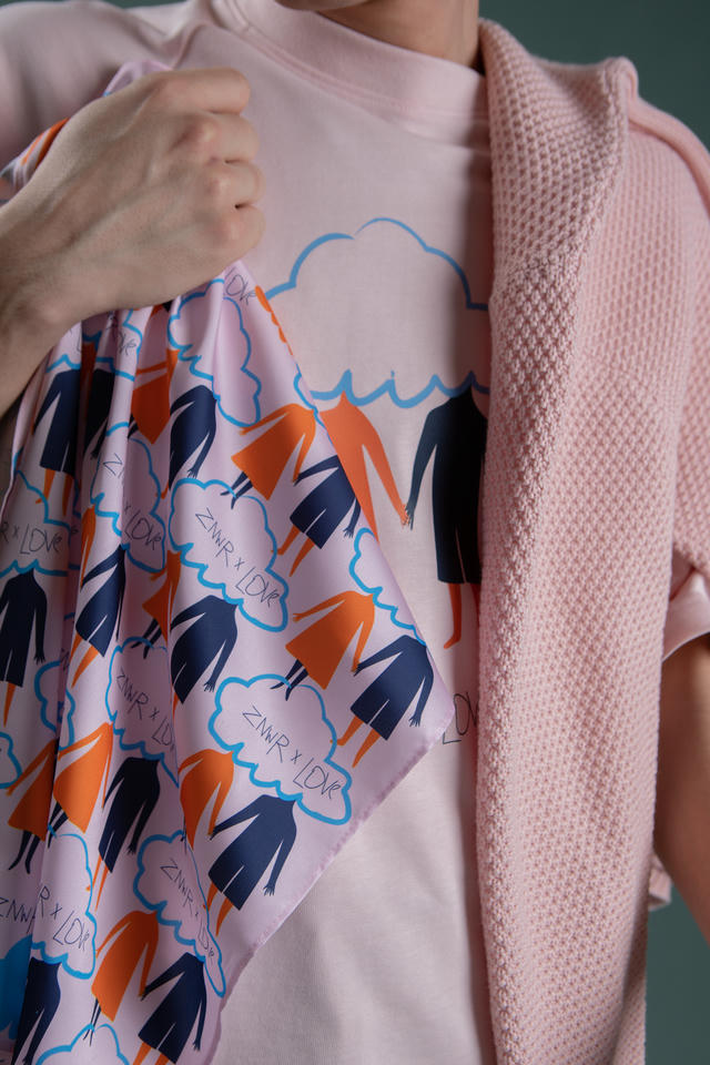 Футболка За руки | ZNWR