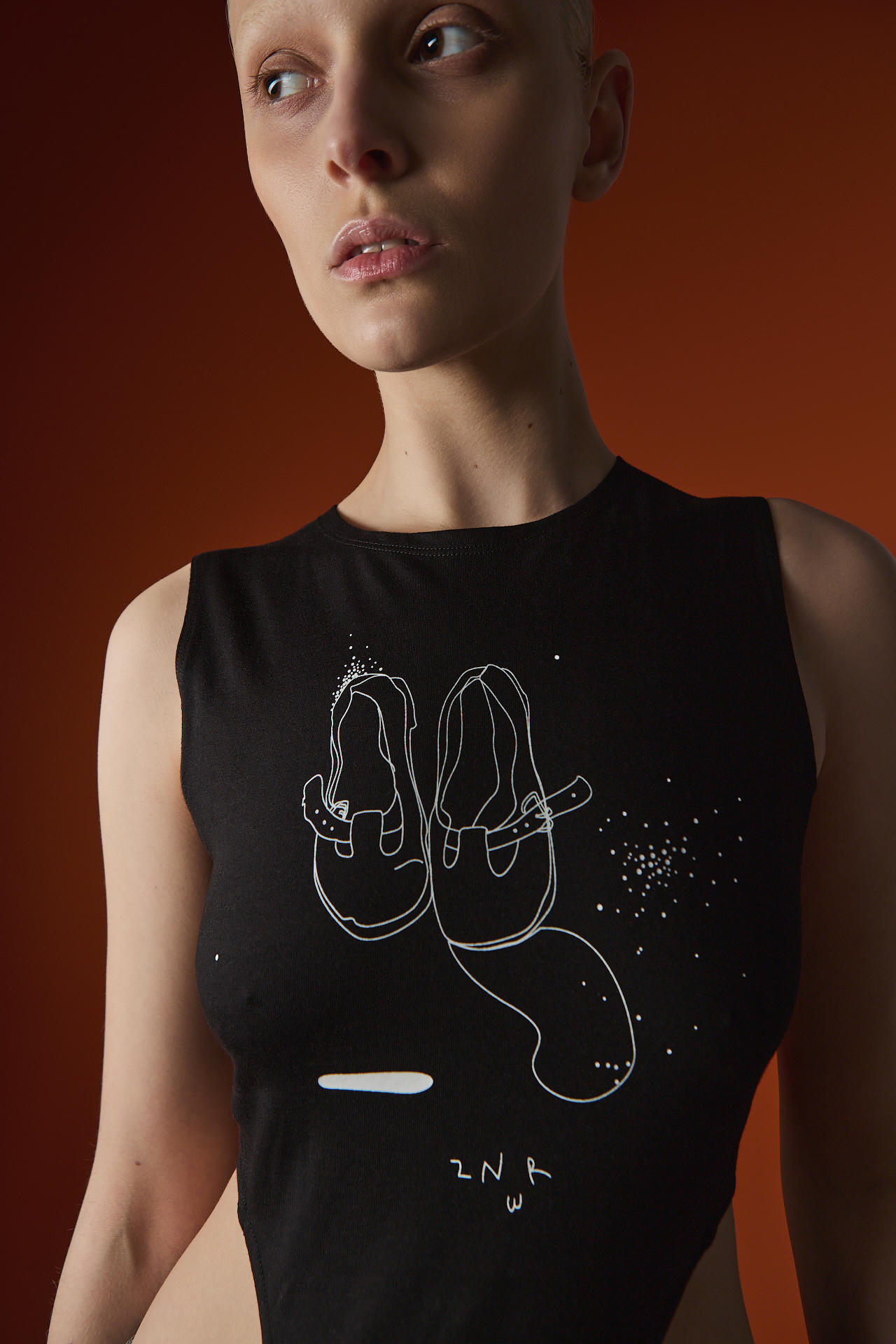 Боди Сказка о потерянных сандалях