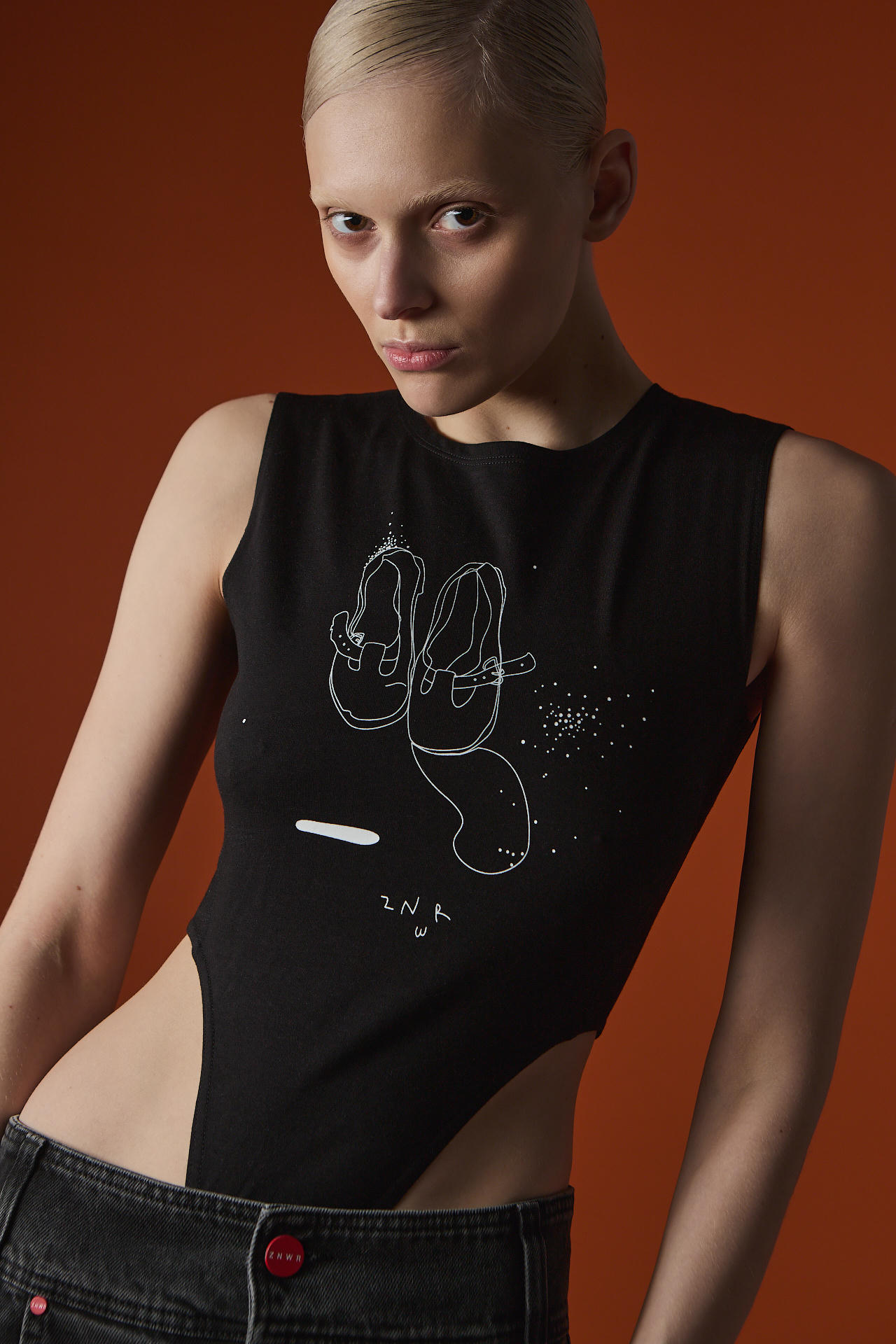 Боди Сказка о потерянных сандалях