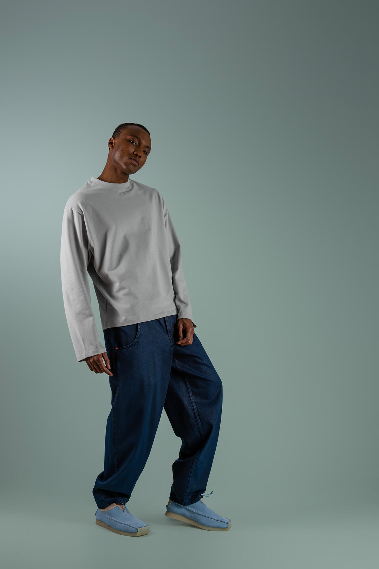 Лонгслив CEO