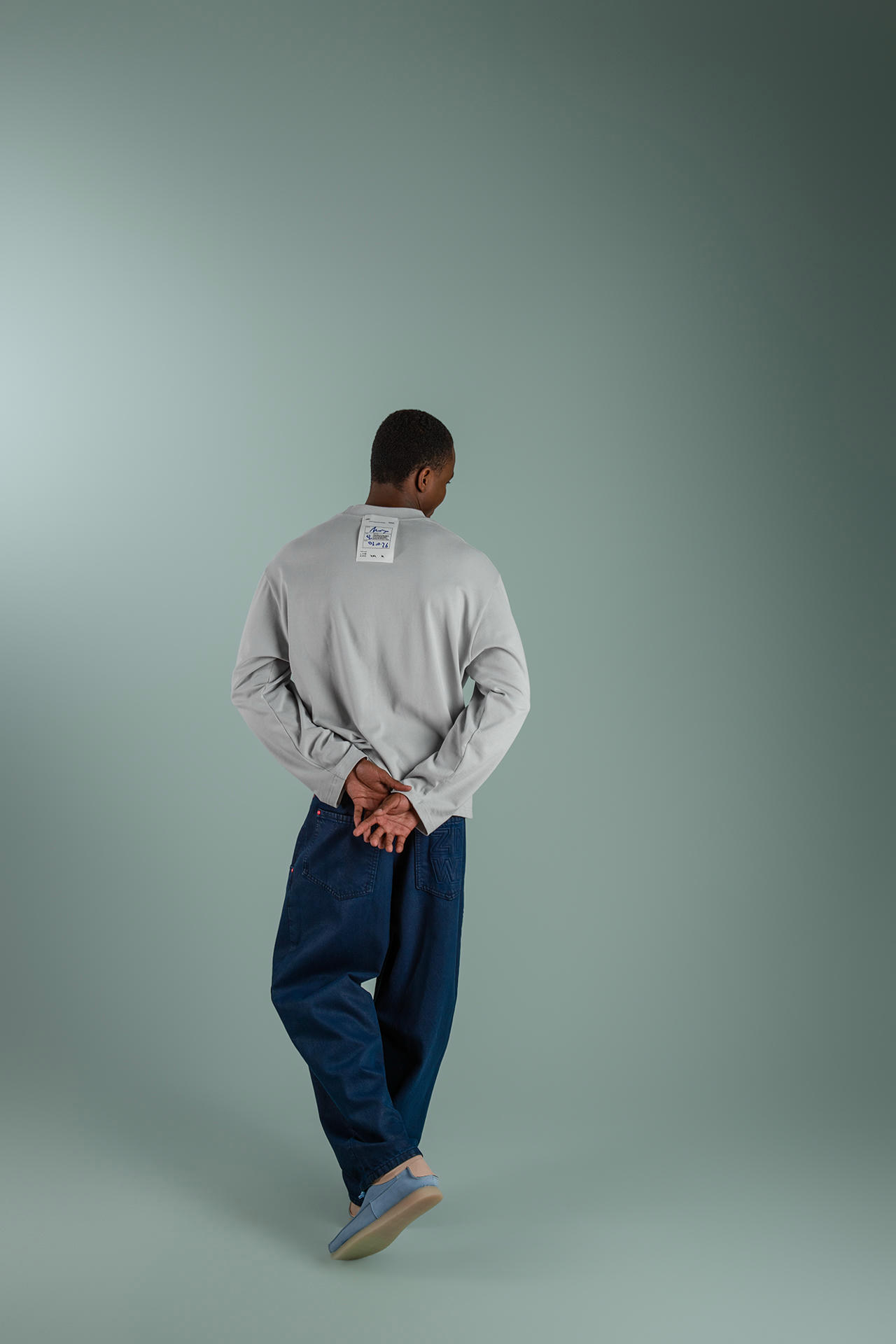 Лонгслив CEO